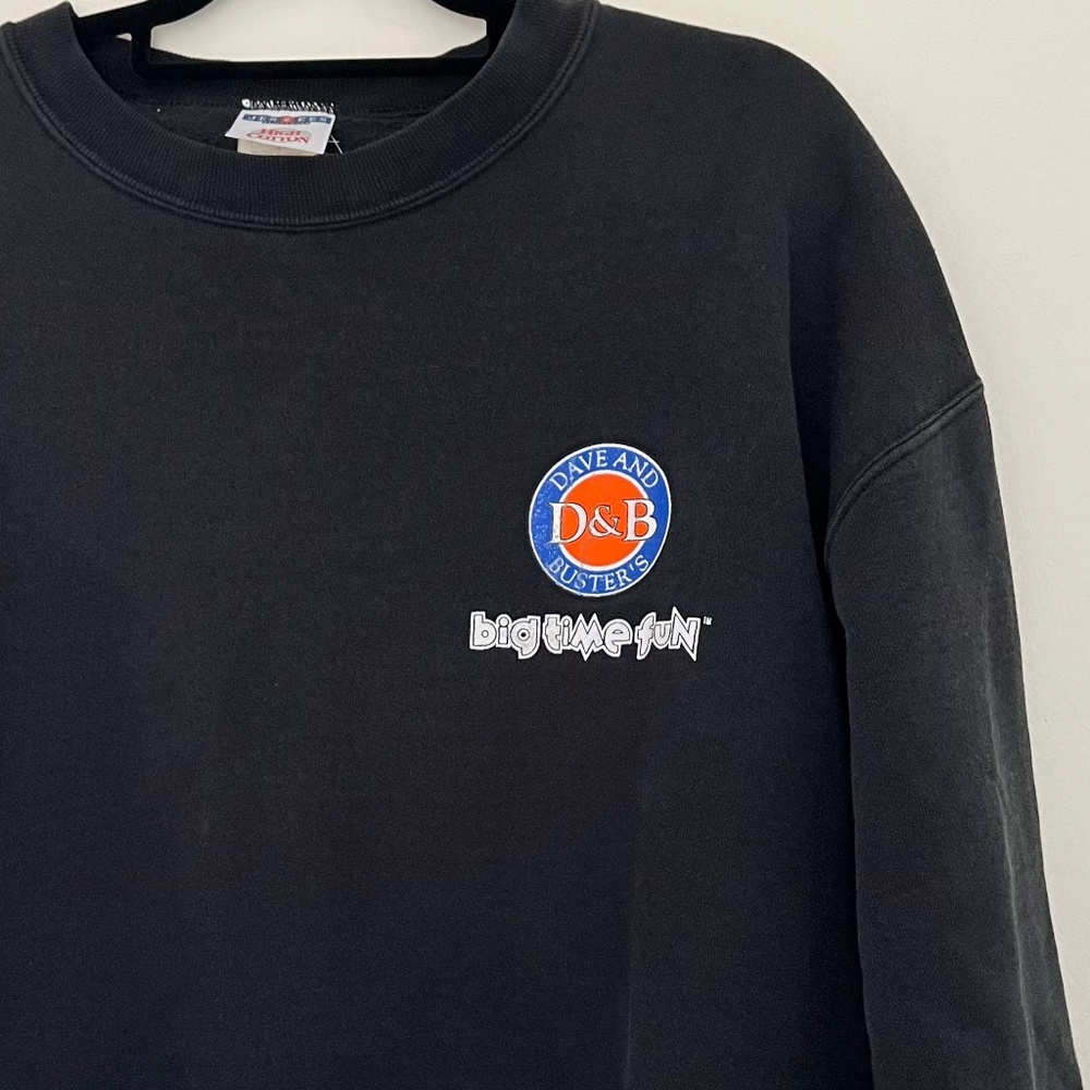 VINTAGE Dave & Buster's "big time fun" crew sweatshirt